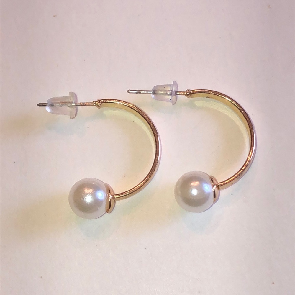 Faux Pearl Accent Gold Tone Hoop Earrings - Picture 2 of 4